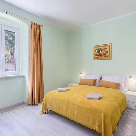 Lazzarich With Terrace Porec